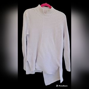 Cabi Cream Sweater, Size Medium